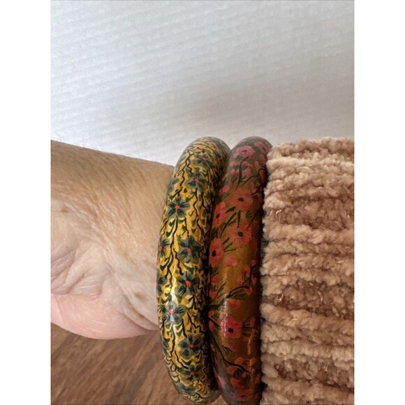 Vintage Set 2 Tree Of Life And 2 Birds Flowers Painted Wood Bangle Bracelets - Picture 4 of 16